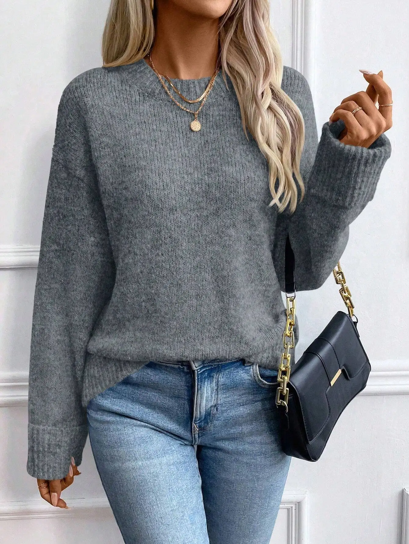Women's Loose Fit Round Neck Long Sleeve Drop Shoulder Solid Sweater for Casual Fall Winter Wear
Women's Loose Fit Round Neck Long Sleeve Drop Shoulder Solid Sweater for Casual Fall Winter Wear