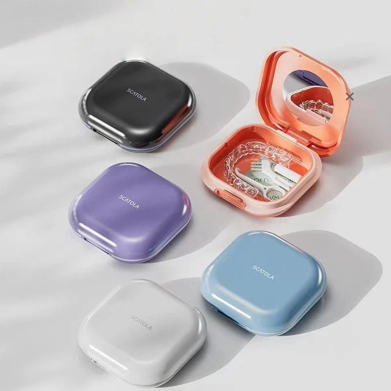 Invisible braces box, portable orthodontic retainer box, compact and breathable dental braces denture storage box
Invisible braces box, portable orthodontic retainer box, compact and breathable dental braces denture storage box