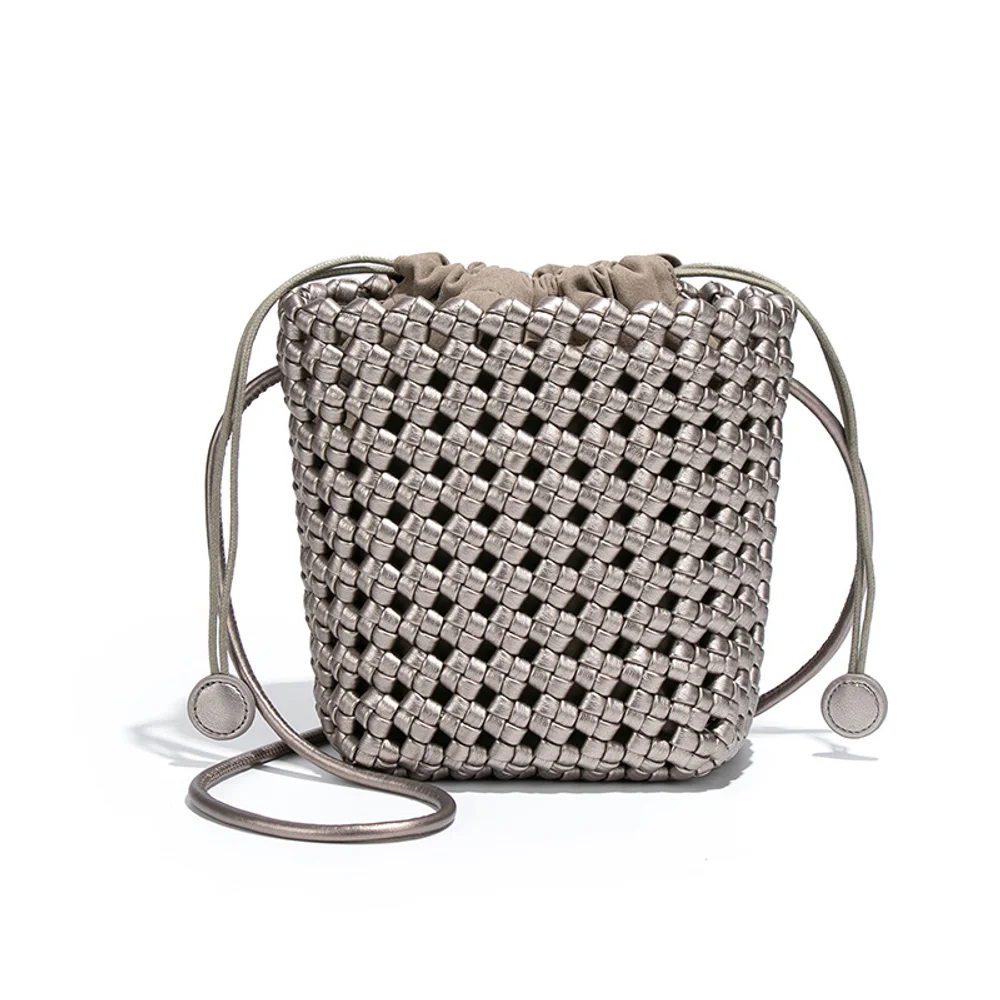 2026 new metal style woven bucket bag, women's high-end single shoulder crossbody bag, fashionable and versatile, niche design b
2026 new metal style woven bucket bag, women's high-end single shoulder crossbody bag, fashionable and versatile, niche design b