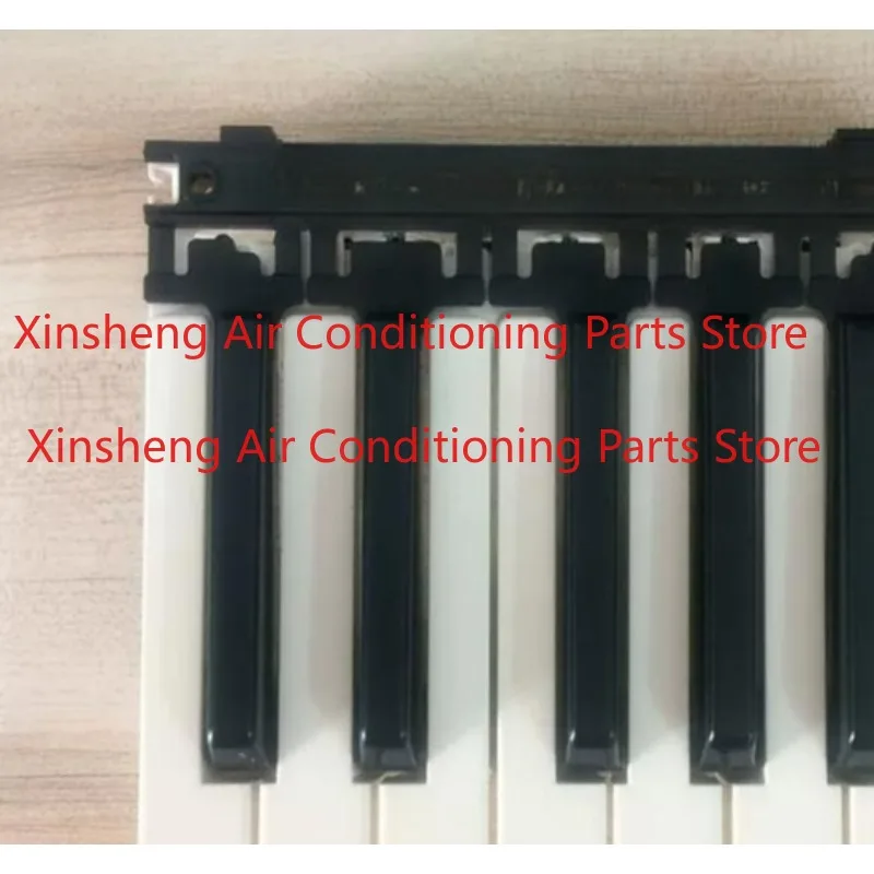 Electronic organ keys KB280 290 PSR S550 S650 S670 set of 12 keys
Electronic organ keys KB280 290 PSR S550 S650 S670 set of 12 keys