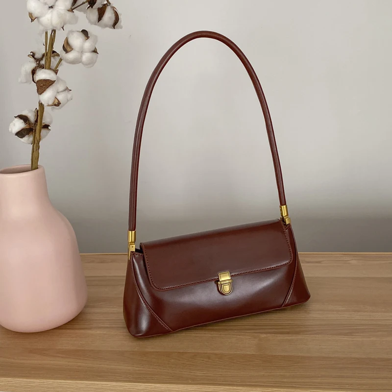 Vintage Fashion New Style Versatile Solid-Color Minimalist Elegant Handheld & Shoulder Bag
Vintage Fashion New Style Versatile Solid-Color Minimalist Elegant Handheld & Shoulder Bag