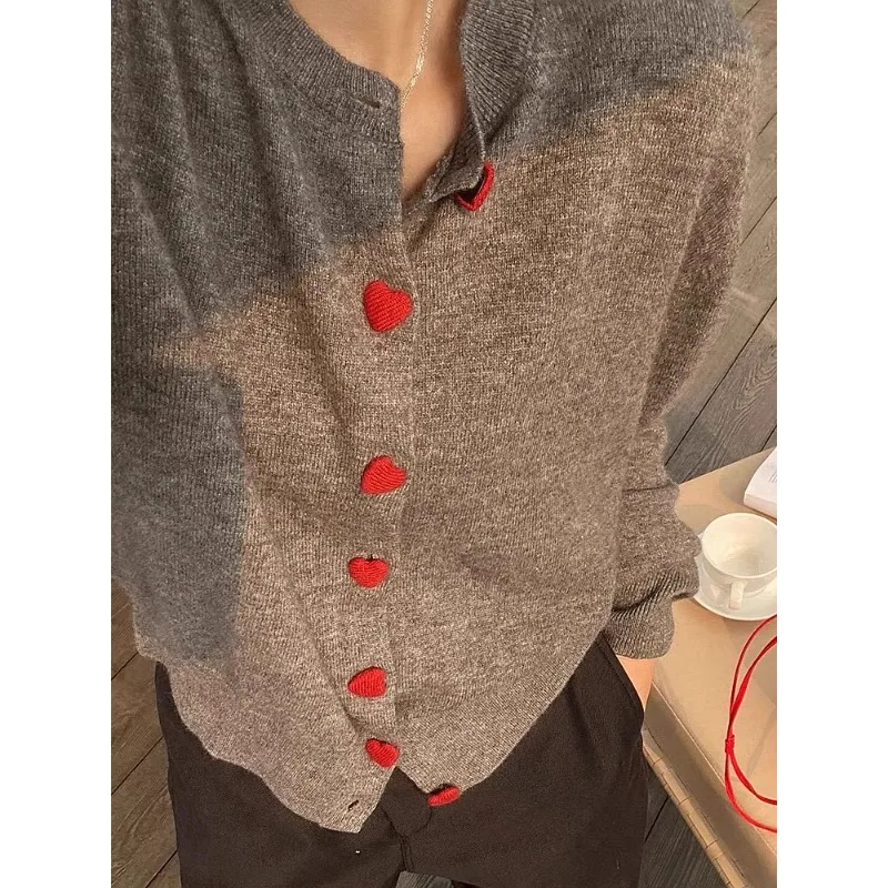 A European grey heart-knot 100mm pure wool cardigan women's new high-end autumn and winter large-sized round-neck knitted coat
A European grey heart-knot 100mm pure wool cardigan women's new high-end autumn and winter large-sized round-neck knitted coat