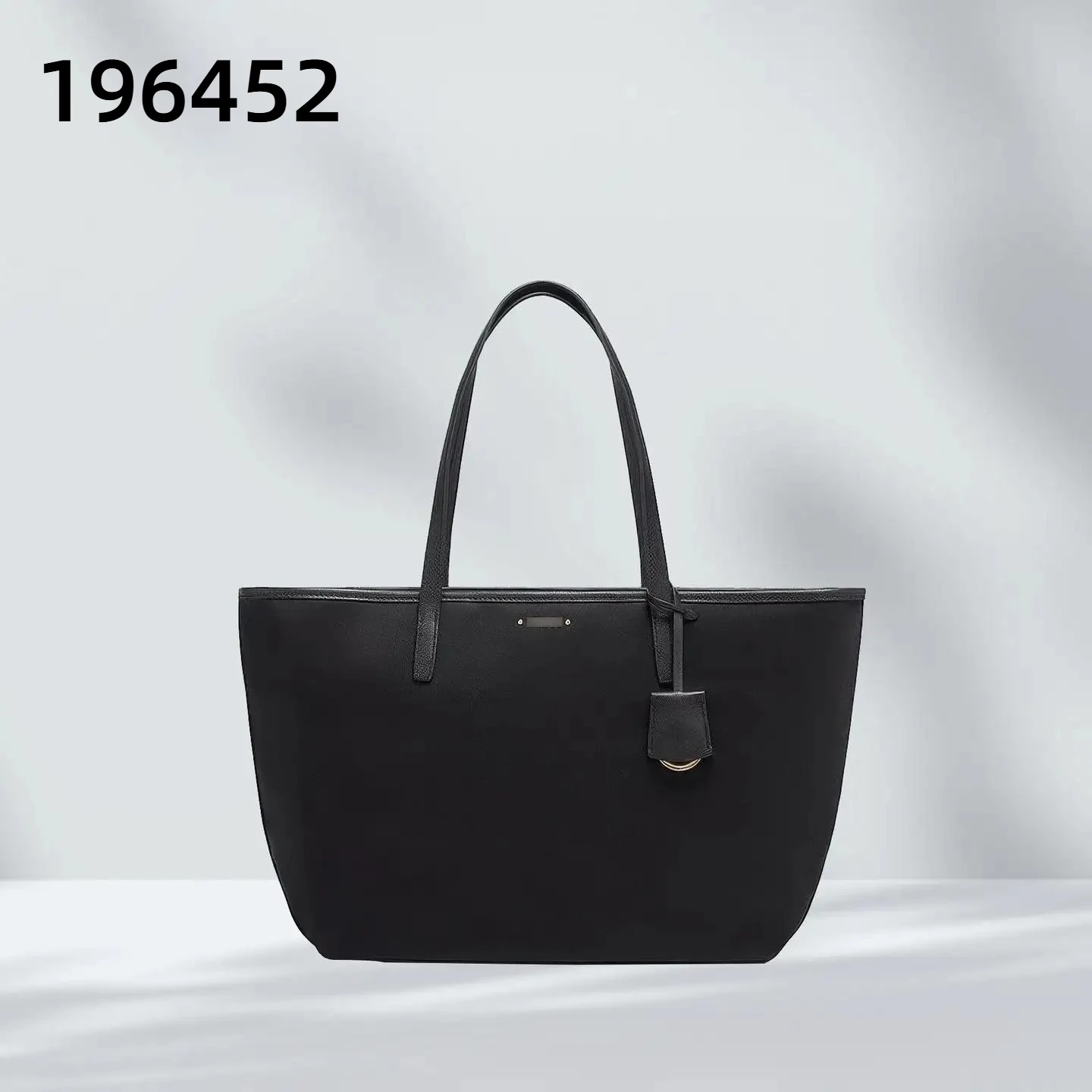Ballistic Nylon Women's Tote – Premium Casual Shoulder Bag, Niche Fashion Commuter Handbag 196452
Ballistic Nylon Women's Tote – Premium Casual Shoulder Bag, Niche Fashion Commuter Handbag 196452