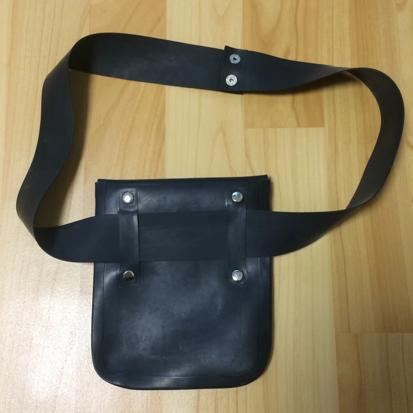 1mm Latex Rubber Waist Belt and Bag for Latex Catsuit Handmade S-LA113
1mm Latex Rubber Waist Belt and Bag for Latex Catsuit Handmade S-LA113