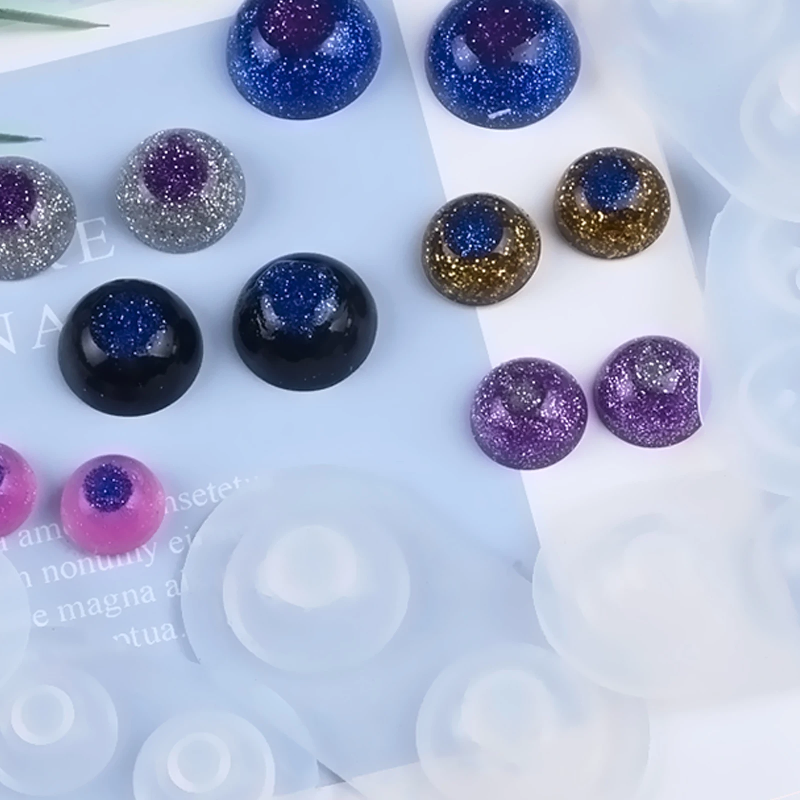 6 Pcs Crystal Epoxy Mold Eyes Craft Mould Halloween Eyeball Decoration Diy Moulds Terror Eyeballs Making Molds
6 Pcs Crystal Epoxy Mold Eyes Craft Mould Halloween Eyeball Decoration Diy Moulds Terror Eyeballs Making Molds