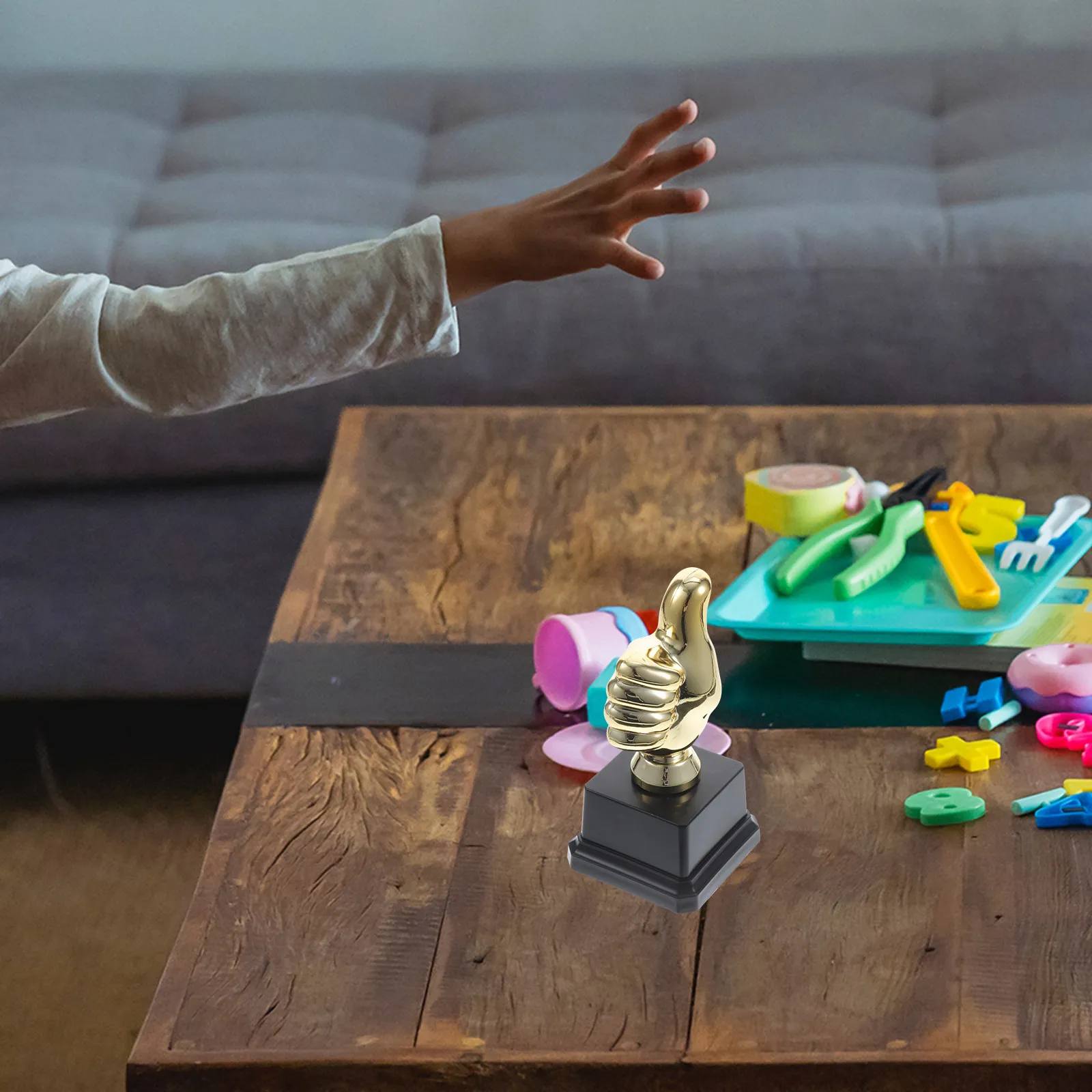 8 шт. золотых пластиковых наградных кубков для детей, для спортивных соревнований, декоративные кубки для соревнований в классе, унисекс
8 шт. золотых пластиковых наградных кубков для детей, для спортивных соревнований, декоративные кубки для соревнований в классе, унисекс