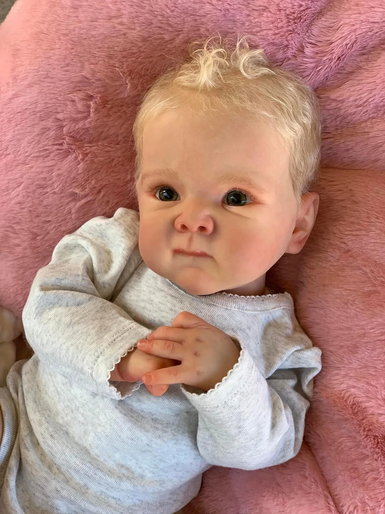 18 Inch Bebe Reborn Realista Bettie Newborn Baby Doll Soft Touch Cuddly Boy Multiple Layers Painting 3D Skin
18 Inch Bebe Reborn Realista Bettie Newborn Baby Doll Soft Touch Cuddly Boy Multiple Layers Painting 3D Skin