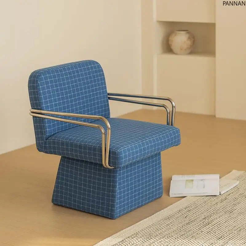 Rotatable sofa chair Living room balcony Leisure lazy sofa chair Modern simple blue lattice
Rotatable sofa chair Living room balcony Leisure lazy sofa chair Modern simple blue lattice