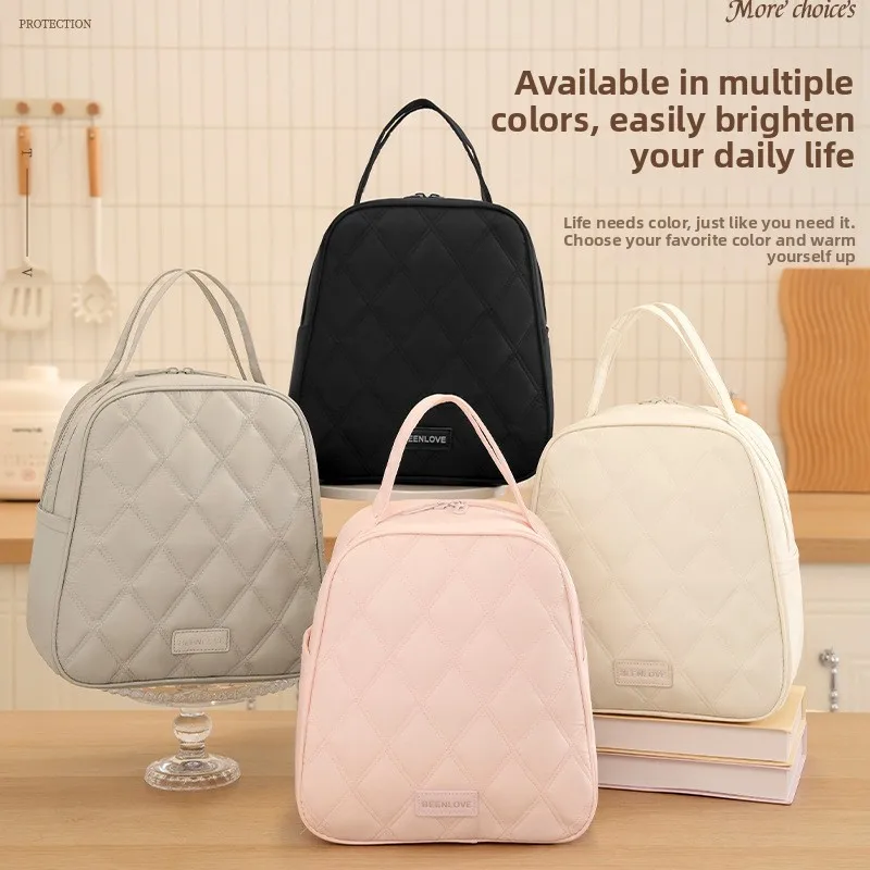 Portable Large Capacity Lunch Box Bag Commuter Handbag Fashionable Insulated Bag for Casual Travel And Kitchen Storage
Portable Large Capacity Lunch Box Bag Commuter Handbag Fashionable Insulated Bag for Casual Travel And Kitchen Storage