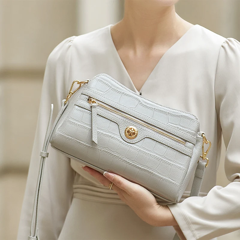 ZOOLER New Designed Real Genuine Leather Shoulder Bag Soft Women Messenger Bag Crossbody Solid Female White Purses Sales #HY610
ZOOLER New Designed Real Genuine Leather Shoulder Bag Soft Women Messenger Bag Crossbody Solid Female White Purses Sales #HY610
