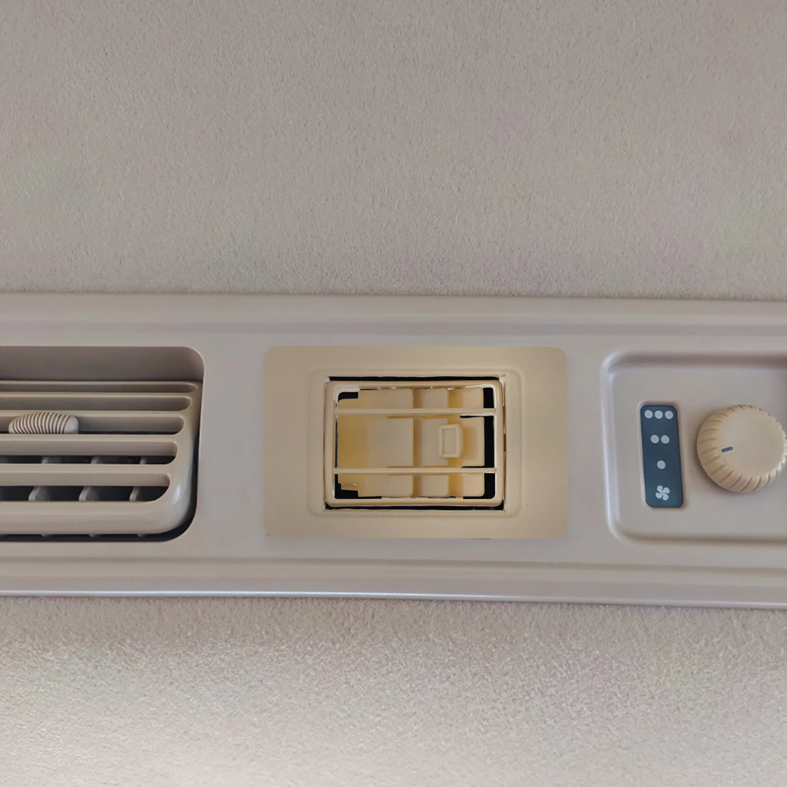 Bus Air Conditioning Outlet Rectangular Dashboard Vent Cover Replacement Grille Panel Air Conditioner Vent Outlet for Vehicles
Bus Air Conditioning Outlet Rectangular Dashboard Vent Cover Replacement Grille Panel Air Conditioner Vent Outlet for Vehicles