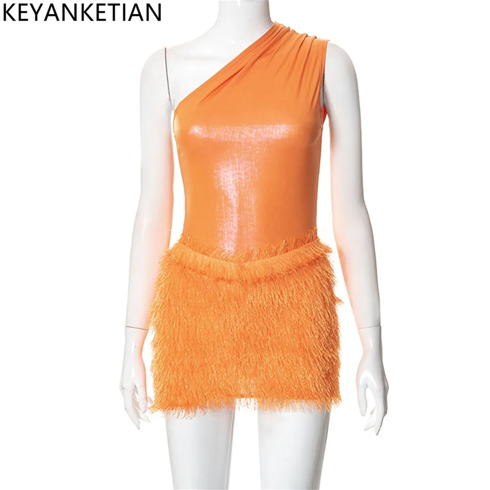 KEYANKETIAN Pu Faux Leather Feather Y2K Clothes One Shoulder Sleeveless Bodycon Mini Dresses For Women Club Birthday Party
KEYANKETIAN Pu Faux Leather Feather Y2K Clothes One Shoulder Sleeveless Bodycon Mini Dresses For Women Club Birthday Party
