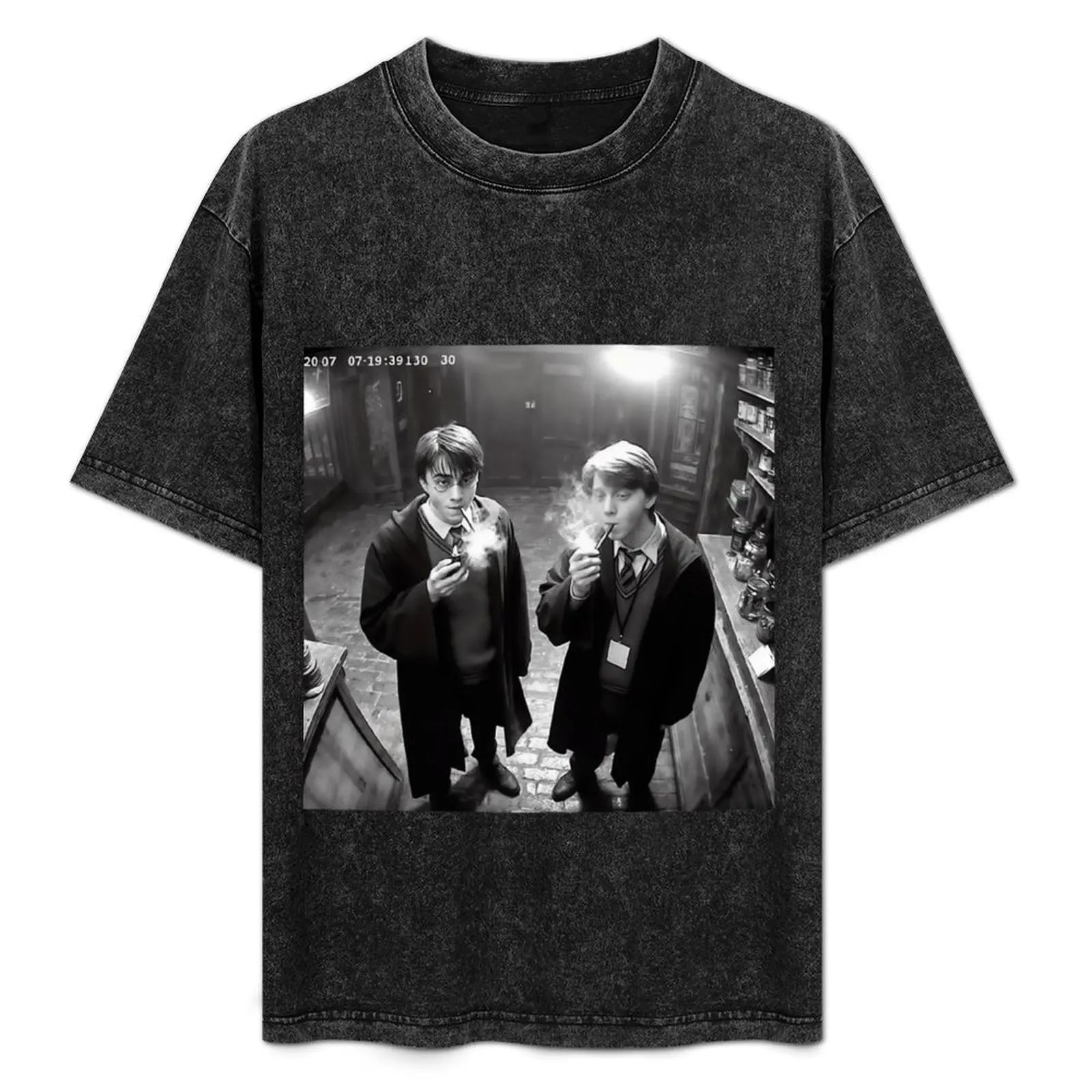 Harry And Ron Smoking Camera T-Shirt vintage anime shirt affliction shirts Men's clothing
Harry And Ron Smoking Camera T-Shirt vintage anime shirt affliction shirts Men's clothing