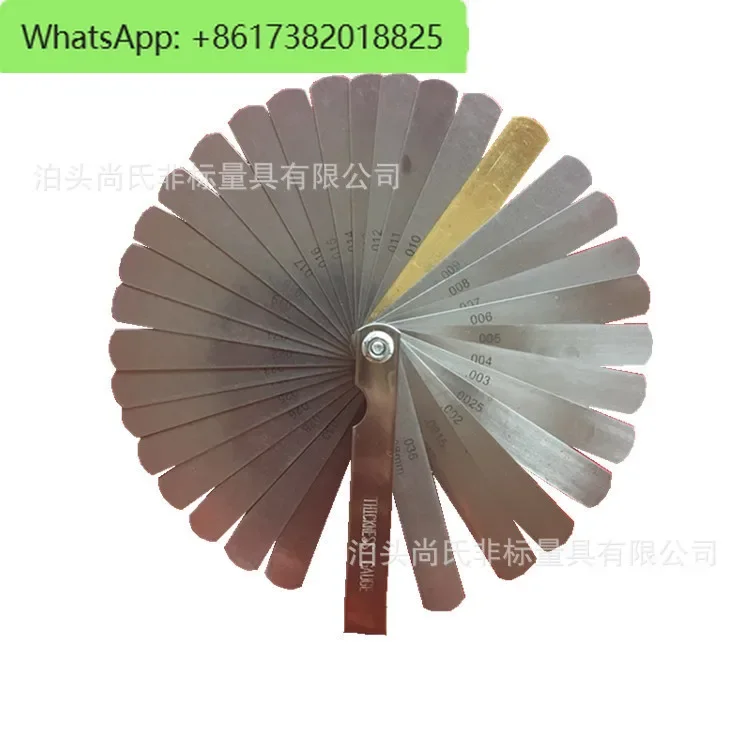 Various feeler gauges, thickness , gap pieces 89A32 pieces with brass pieces, feeler models
Various feeler gauges, thickness , gap pieces 89A32 pieces with brass pieces, feeler models