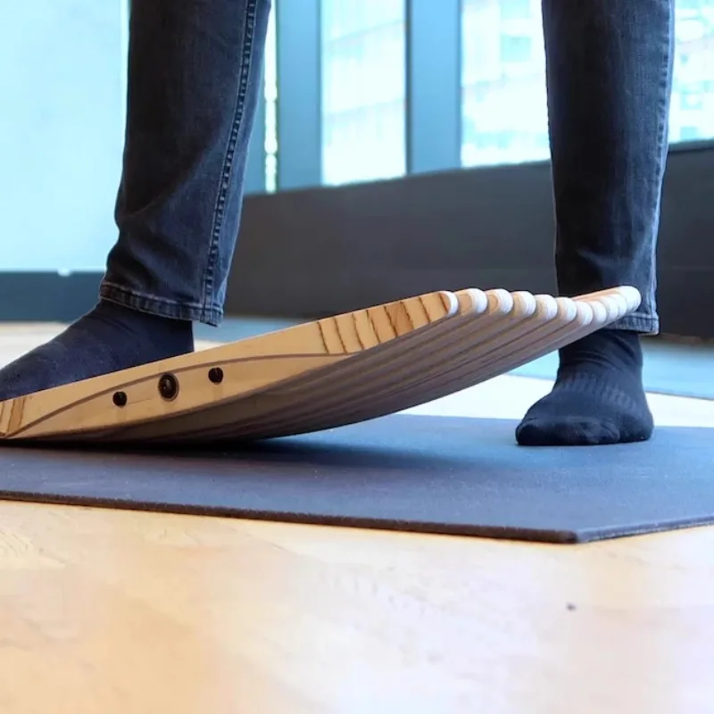 Офисный скейтборд Balance Board, силовой тренажер для лыжного серфинга на щиколотке
Офисный скейтборд Balance Board, силовой тренажер для лыжного серфинга на щиколотке