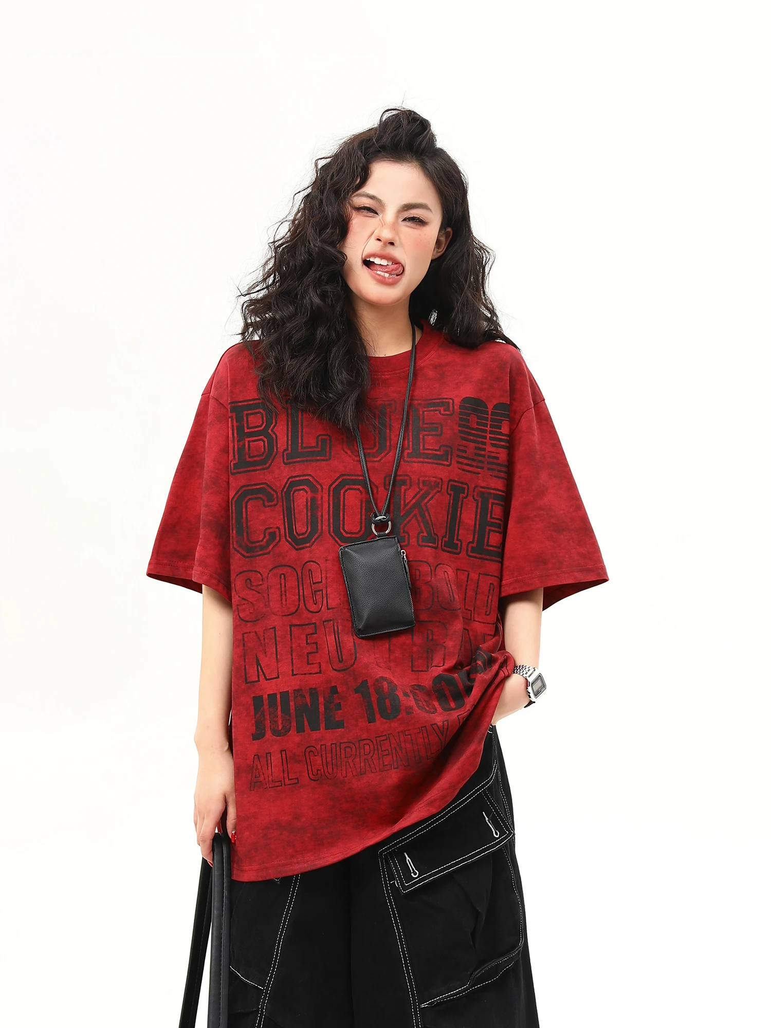 Футболка Wild Aziz в американском ретро-стиле с эффектом тай-дай, с эффектом потертости, с надписью, красная, парная, модная
Футболка Wild Aziz в американском ретро-стиле с эффектом тай-дай, с эффектом потертости, с надписью, красная, парная, модная