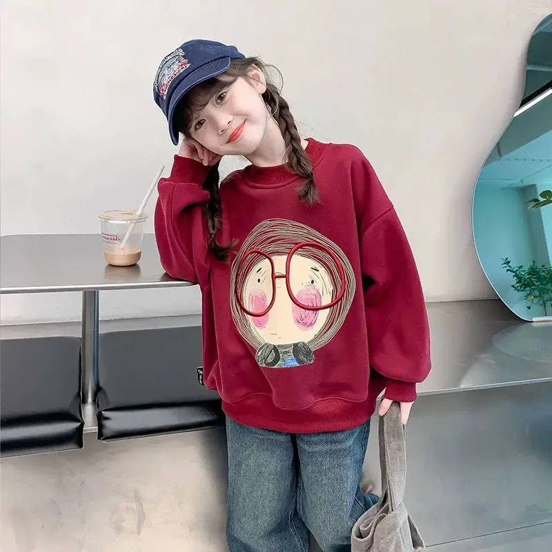 Осенне-зимний свитшот с круглым вырезом на флисовой подкладке для девочек, стильный модный теплый топ в корейском стиле для маленьких девочек
Осенне-зимний свитшот с круглым вырезом на флисовой подкладке для девочек, стильный модный теплый топ в корейском стиле для маленьких девочек