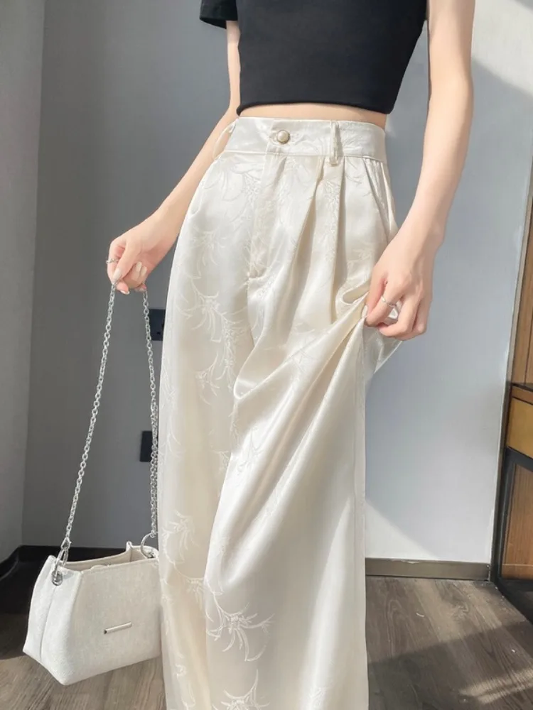 New Summer Ice Silk Acetate Satin Wide Leg Pants Women's High Waist Straight Cut Casual Trousers Floral Embroidery Thin Model
New Summer Ice Silk Acetate Satin Wide Leg Pants Women's High Waist Straight Cut Casual Trousers Floral Embroidery Thin Model