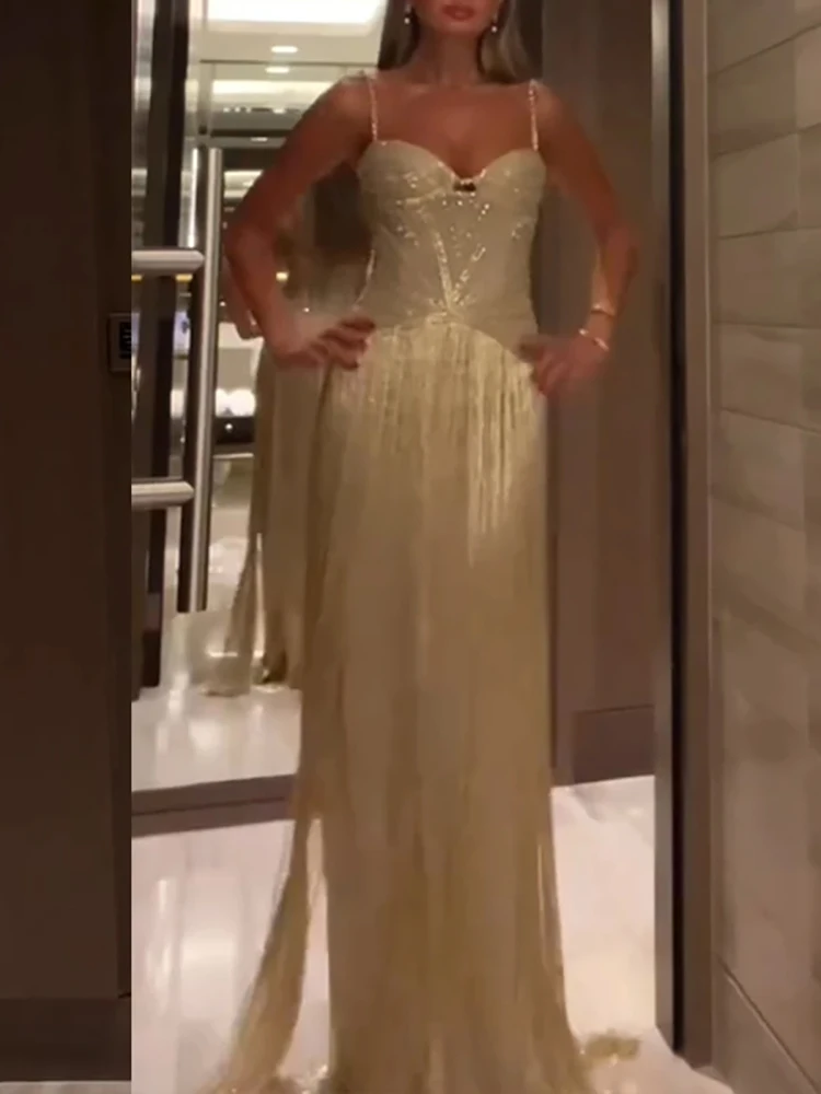 Элегантное темпераментное платье с открытыми бретелями, новинка 2026, женское банкетное платье президента, модное тонкое коктейльное платье с кисточками и блестками
Элегантное темпераментное платье с открытыми бретелями, новинка 2026, женское банкетное платье президента, модное тонкое коктейльное платье с кисточками и блестками