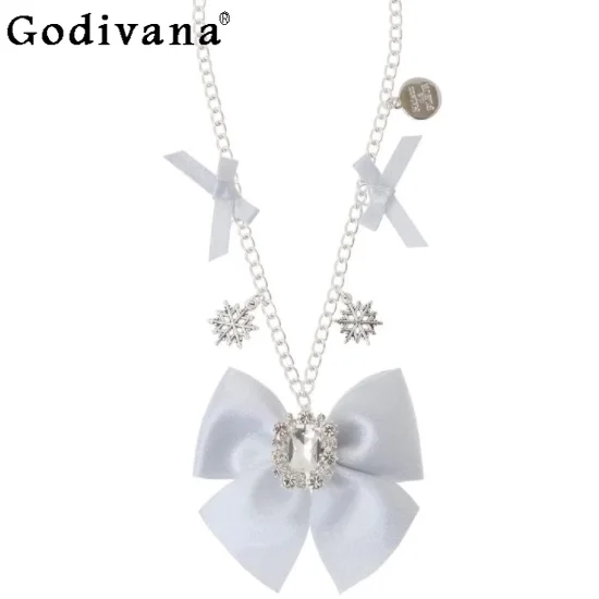 Новая блестящая лента в японском стиле с узором снежинки, сумка-цепочка с мультяшным медведем и кроликом, милая модная универсальная подвеска
Новая блестящая лента в японском стиле с узором снежинки, сумка-цепочка с мультяшным медведем и кроликом, милая модная универсальная подвеска