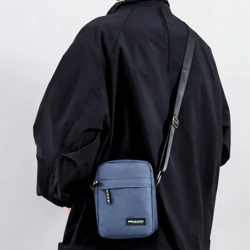 New Men Fashionable Nylon Shoulder Bags Simple and Versatile Large Capacity Small Square Bags Solid Color Casual Crossbody Bag
New Men Fashionable Nylon Shoulder Bags Simple and Versatile Large Capacity Small Square Bags Solid Color Casual Crossbody Bag