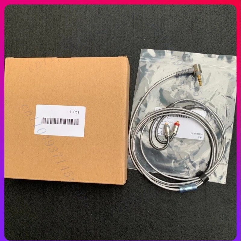 For Sony IER Z1R headphone cable 3.5 single-ended original cable New boxed upgrade cable
For Sony IER Z1R headphone cable 3.5 single-ended original cable New boxed upgrade cable