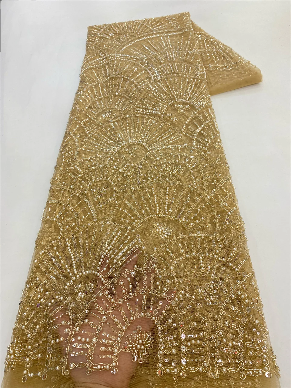 African Sequins Lace Fabric 2024 High Quality Tulle Lace French Nigerian Net Beaded Lace Fabric for Sewing Wedding DressXZ5966
African Sequins Lace Fabric 2024 High Quality Tulle Lace French Nigerian Net Beaded Lace Fabric for Sewing Wedding DressXZ5966