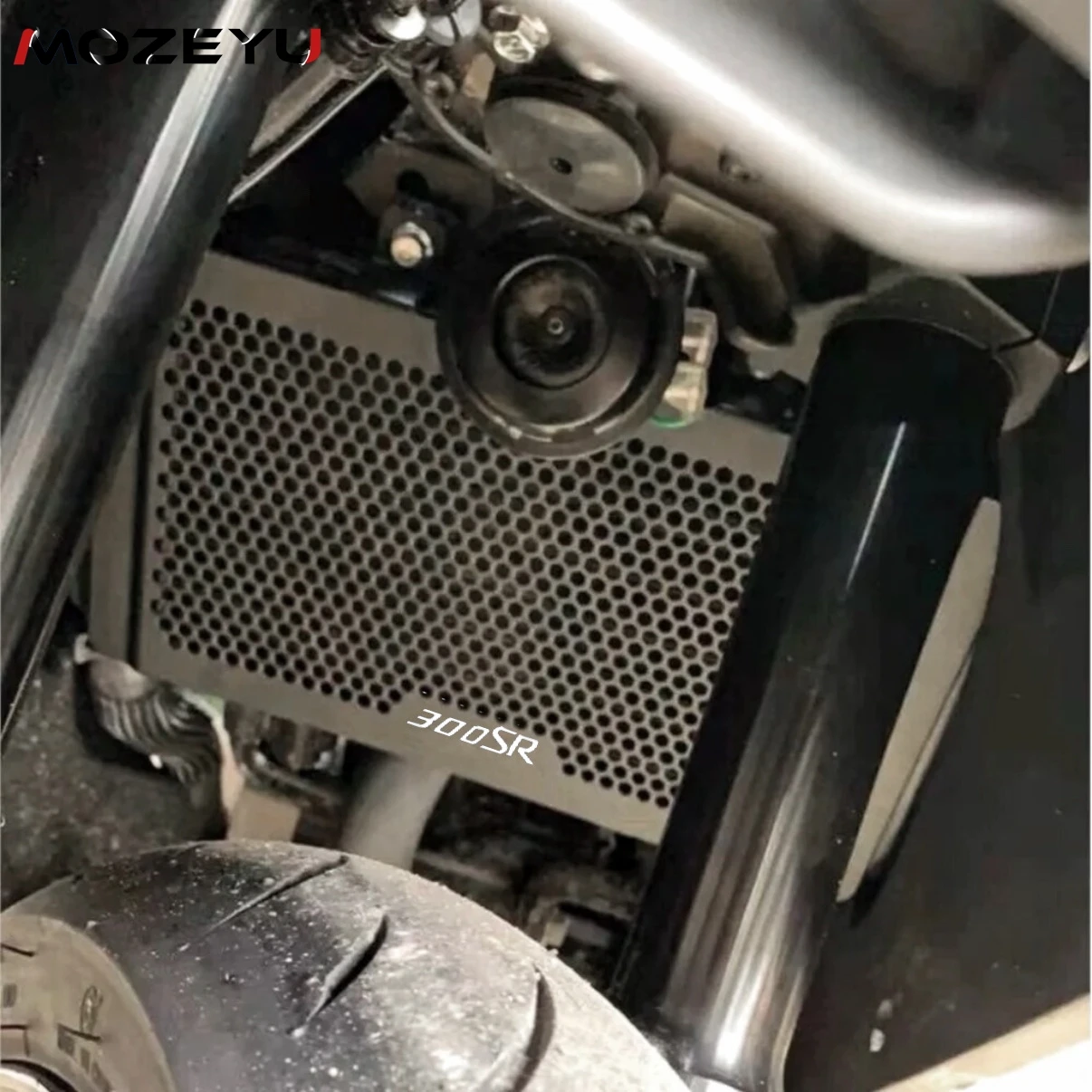 300SR For CFMOTO CF MOTO 300SS SS300 SR300 2020-2022 2023 2024 2025 Radiator Grille Guard Cover Protector Motorcycle Accessories
300SR For CFMOTO CF MOTO 300SS SS300 SR300 2020-2022 2023 2024 2025 Radiator Grille Guard Cover Protector Motorcycle Accessories