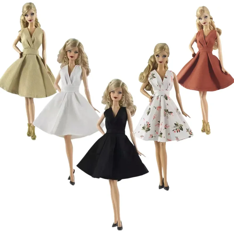 1/6 Classic Sleeveless V Neck Dress for Barbie Doll Clothes Fashion Outfit Party Gown Vestidos 11.5" Dolls Accessories Kids Toy
1/6 Classic Sleeveless V Neck Dress for Barbie Doll Clothes Fashion Outfit Party Gown Vestidos 11.5" Dolls Accessories Kids Toy