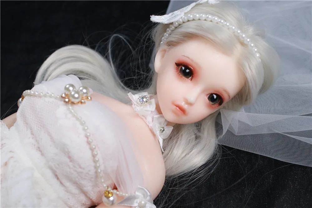JYDoll Cute BJD 1/3 Minifee Hand Made Face makeup Wedding Decorate Doll Silicone Doll with Clothes Outfit Wig Hair Wedding
JYDoll Cute BJD 1/3 Minifee Hand Made Face makeup Wedding Decorate Doll Silicone Doll with Clothes Outfit Wig Hair Wedding