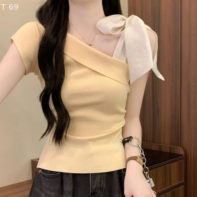 French Summer New Sweet Pure Inclined Shoulder French Design Butterfly Tie Tied Pleated Waist Knitted Top
French Summer New Sweet Pure Inclined Shoulder French Design Butterfly Tie Tied Pleated Waist Knitted Top
