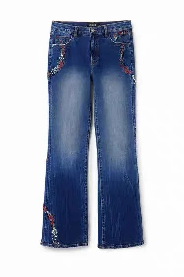Foreign Trade Spain Original Embroidered Printed Slim Fit Jeans Micro La Women's Pants New Style
Foreign Trade Spain Original Embroidered Printed Slim Fit Jeans Micro La Women's Pants New Style