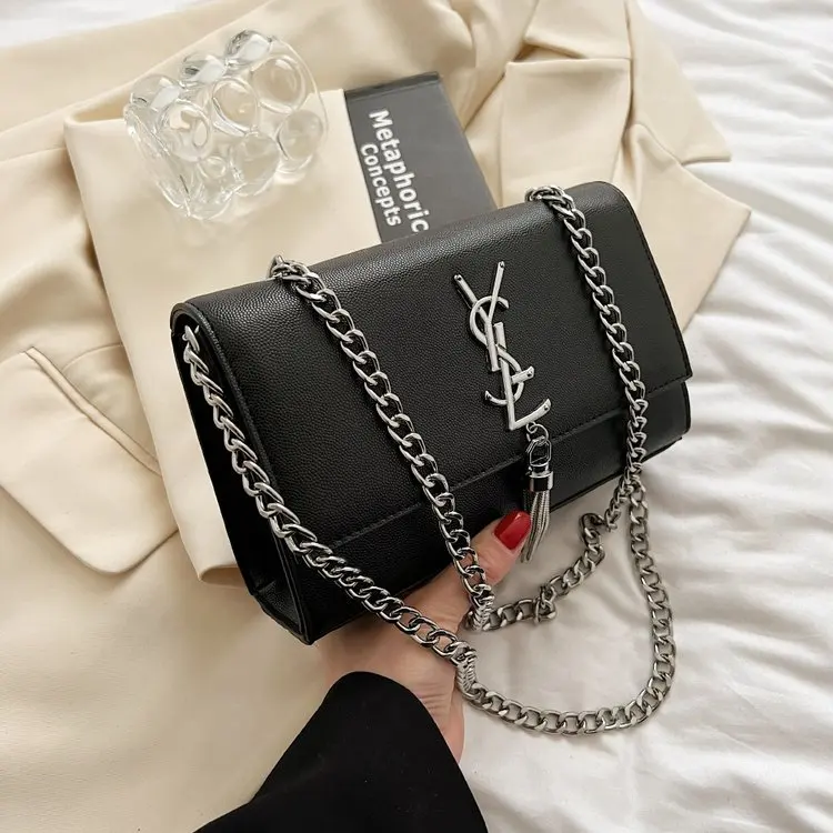 2025 New Women's Fringed Square Bag - High-End Letter Chain Shoulder Bag, Elegant Daily Messenger Purse
2025 New Women's Fringed Square Bag - High-End Letter Chain Shoulder Bag, Elegant Daily Messenger Purse