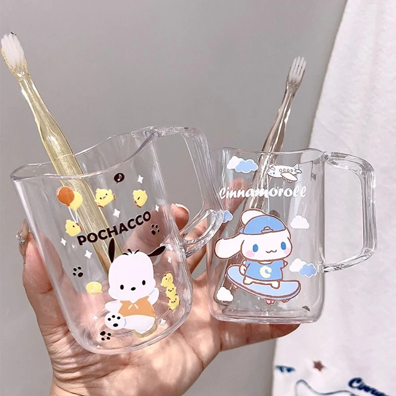 Sanrio Kawaii Cinnamoroll Kuromi Mouthwash Cup Transparent Girl Cartoon Anime Pompompurin Sweeet Cute Toothbrush Cup Kids Gifts
Sanrio Kawaii Cinnamoroll Kuromi Mouthwash Cup Transparent Girl Cartoon Anime Pompompurin Sweeet Cute Toothbrush Cup Kids Gifts