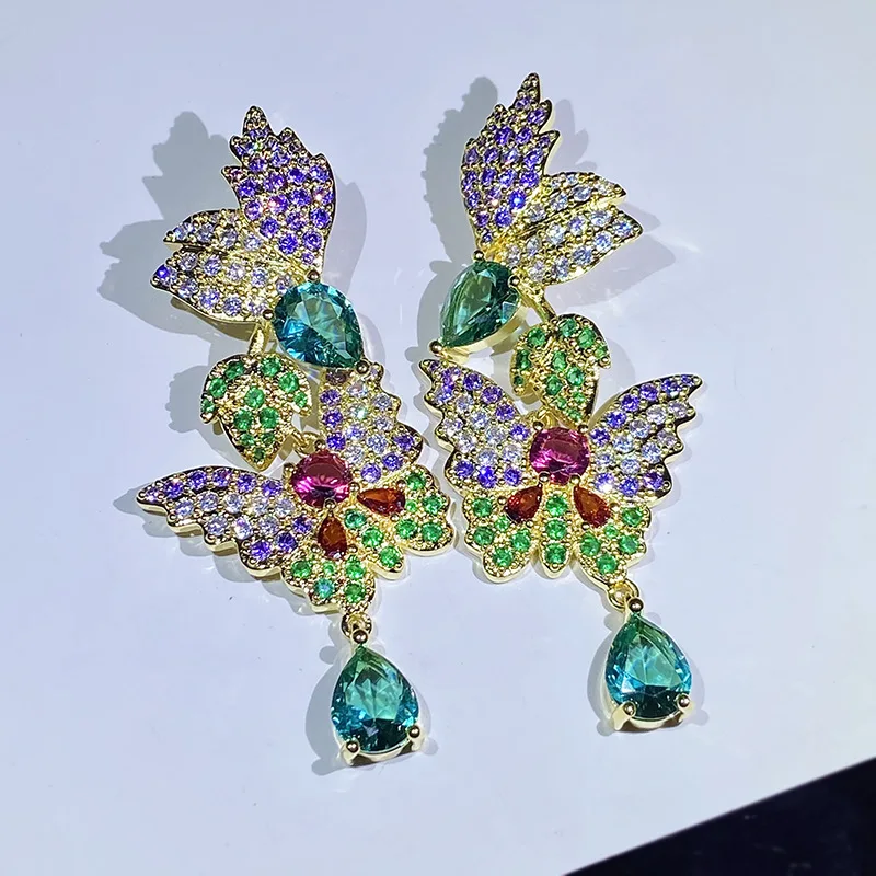 Creative Rainbow Series Butterfly Wings Amethyst Crystal Full Diamond Stud Earrings For Women Zircon Anniversary Gift Jewelry
Creative Rainbow Series Butterfly Wings Amethyst Crystal Full Diamond Stud Earrings For Women Zircon Anniversary Gift Jewelry