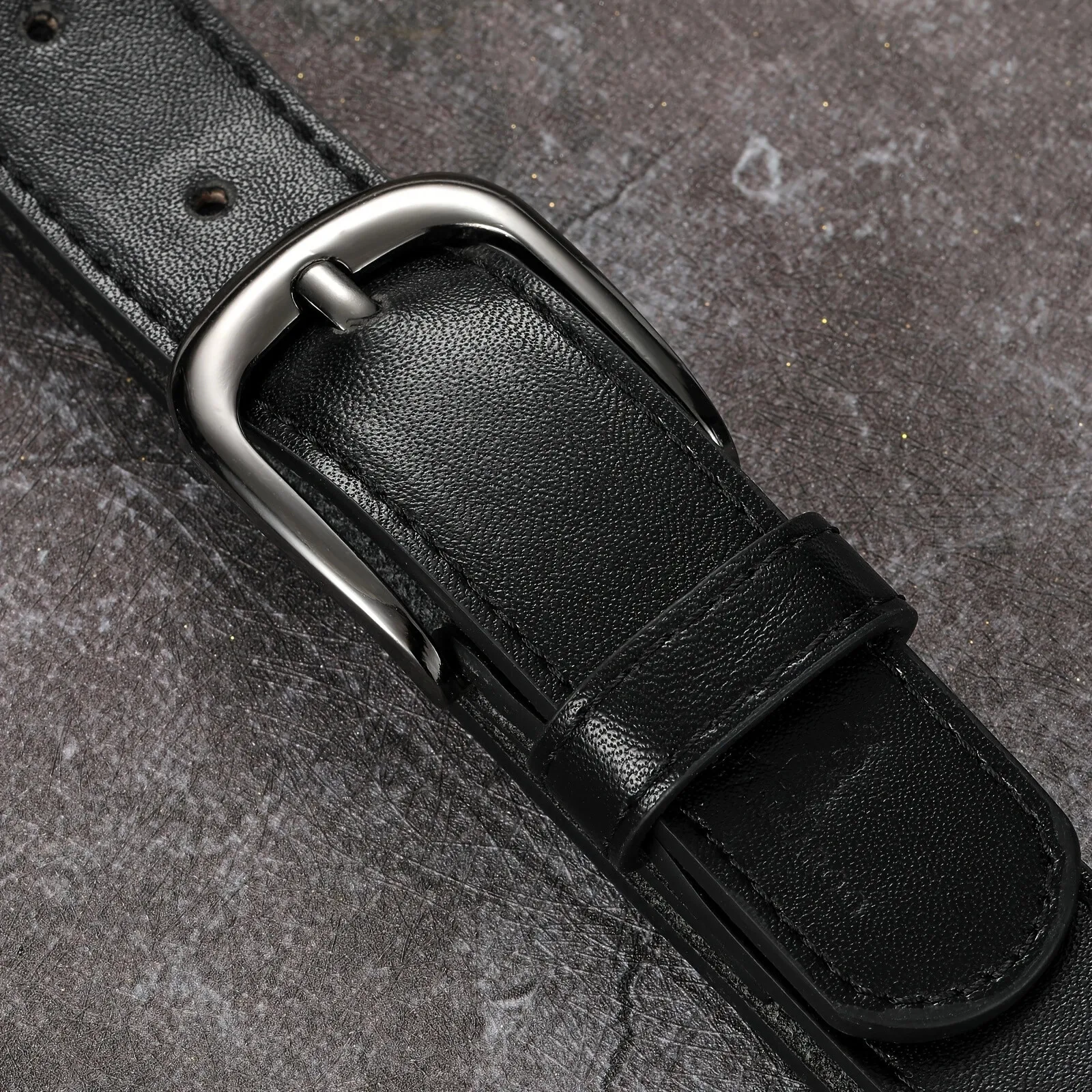 Ремень с пряжкой из искусственной кожи для детей
Ремень с пряжкой из искусственной кожи для детей