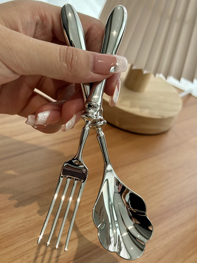 Ele 304 Stainl Steel ell Spoon Creative Dert Dim Sum Coffee Cup Spoon Yogurt Ice Cr Spoon Fine Dining Utensils
Ele 304 Stainl Steel ell Spoon Creative Dert Dim Sum Coffee Cup Spoon Yogurt Ice Cr Spoon Fine Dining Utensils