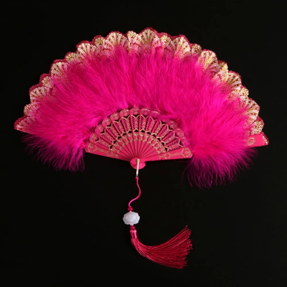 Chinese Ancient Style Foldable Cheongsam Hand Fan Double Sided Vintage Retro Classical Fur Women's Fashion Show Fan
Chinese Ancient Style Foldable Cheongsam Hand Fan Double Sided Vintage Retro Classical Fur Women's Fashion Show Fan