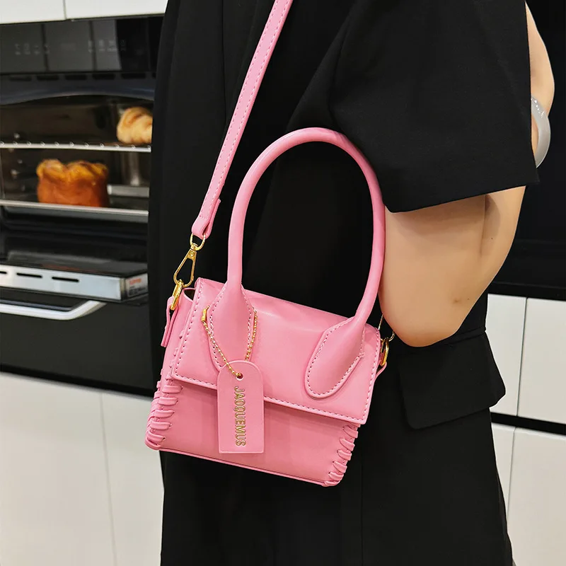 Shoulder Bag-Elegant & Stylish,Top - Handle Handbag, Trendy&Minimalist, Perfect for Casual Outfits, Crossbody Option Available
Shoulder Bag-Elegant & Stylish,Top - Handle Handbag, Trendy&Minimalist, Perfect for Casual Outfits, Crossbody Option Available