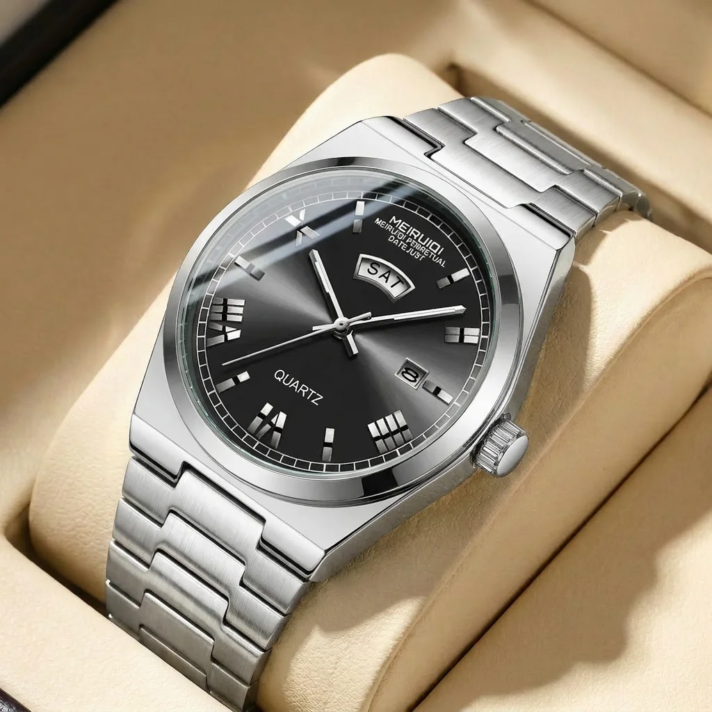 1pcs Men's black dial alloy strap vintage fashion classic business calendar details Quartz Watch for business party holiday
1pcs Men's black dial alloy strap vintage fashion classic business calendar details Quartz Watch for business party holiday