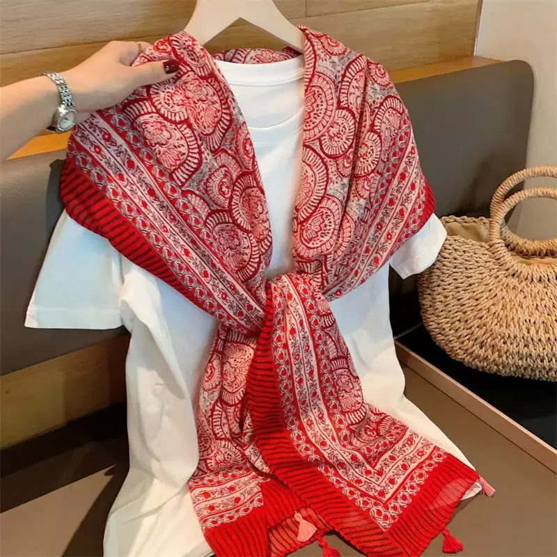 2024 Women's Spring Summer Cotton Linen Scarf Ethnic Style Red Flower Scarf Beach Sun Cape Thin Scarf
2024 Women's Spring Summer Cotton Linen Scarf Ethnic Style Red Flower Scarf Beach Sun Cape Thin Scarf