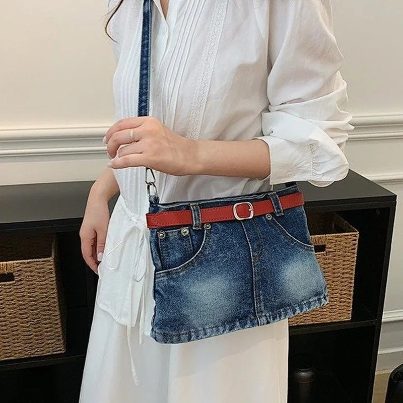 Women's Novelty Denim Crossbody Bag, Casual Stylish Shoulder Handbag for Daily Commute, Weekend Outings, Shopping Trips and
Women's Novelty Denim Crossbody Bag, Casual Stylish Shoulder Handbag for Daily Commute, Weekend Outings, Shopping Trips and