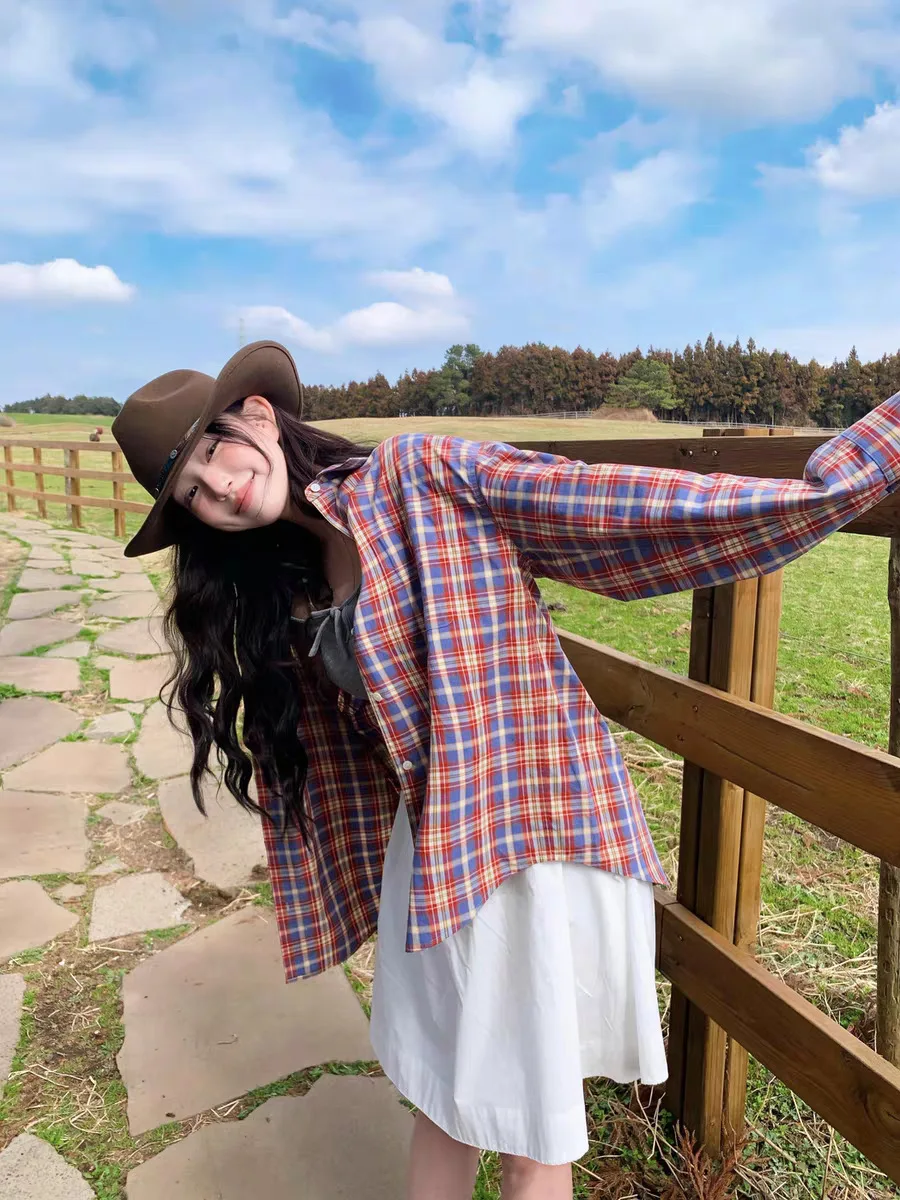 Red Blue Plaid Long Sleeve Shirt Women's Style Korean Retro Collar Cotton Skin-friendly Breathable Sunscreen Spring Summer
Red Blue Plaid Long Sleeve Shirt Women's Style Korean Retro Collar Cotton Skin-friendly Breathable Sunscreen Spring Summer