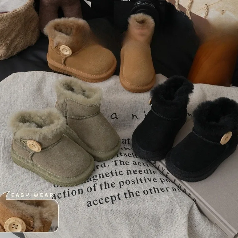 Child snow boot 2025 winter new retro child flat bottom warm boots girls' fashionable boots children's soft soled short boots
Child snow boot 2025 winter new retro child flat bottom warm boots girls' fashionable boots children's soft soled short boots