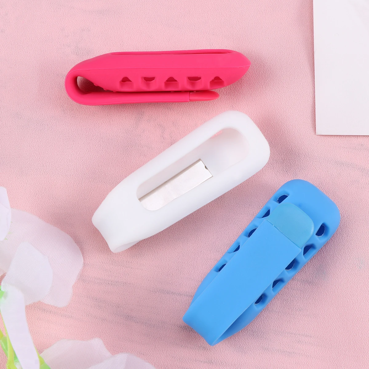 3pcs Pedometer Silicone Clips Colorful Wireless Activity Plus Sleep Replacement Clips Holder for One
3pcs Pedometer Silicone Clips Colorful Wireless Activity Plus Sleep Replacement Clips Holder for One
