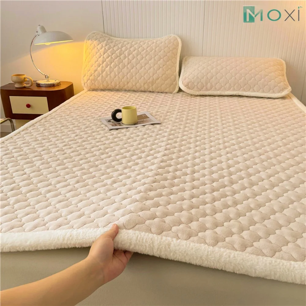 Quilted Mattress Pad for Winter Thick Warm Blanket for Beds Solid Color Coral Fleece Bed Mattress Pads Single/Queen/King Decor
Quilted Mattress Pad for Winter Thick Warm Blanket for Beds Solid Color Coral Fleece Bed Mattress Pads Single/Queen/King Decor