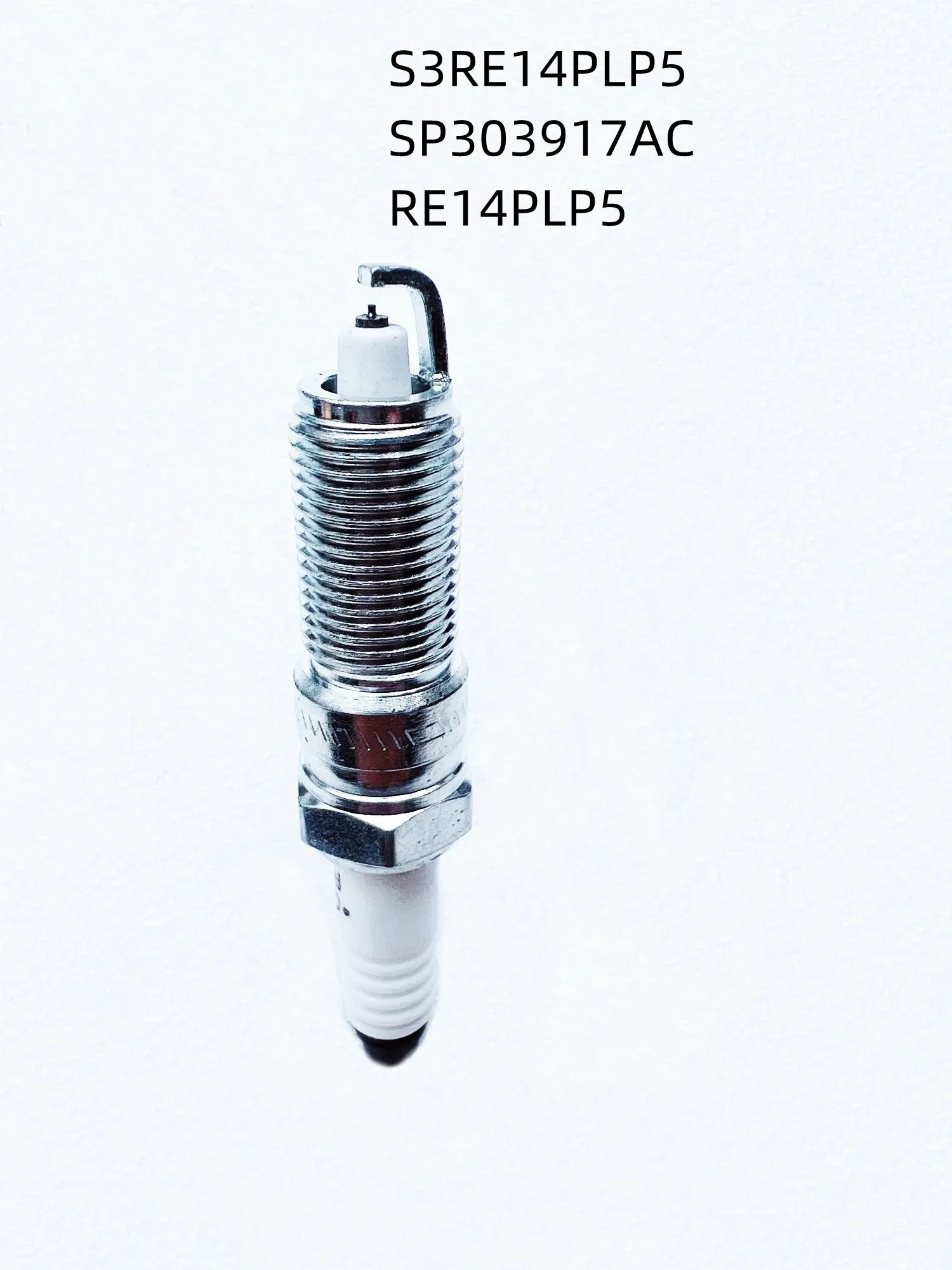 6PCS High-Quality Spark Plugs S3RE14PLP5,SP303917AC, RE14PLP5, Are Suitable For :Wrangler 3.8L, caravan, RV 3.2L, 3.3L, 2007-201
6PCS High-Quality Spark Plugs S3RE14PLP5,SP303917AC, RE14PLP5, Are Suitable For :Wrangler 3.8L, caravan, RV 3.2L, 3.3L, 2007-201