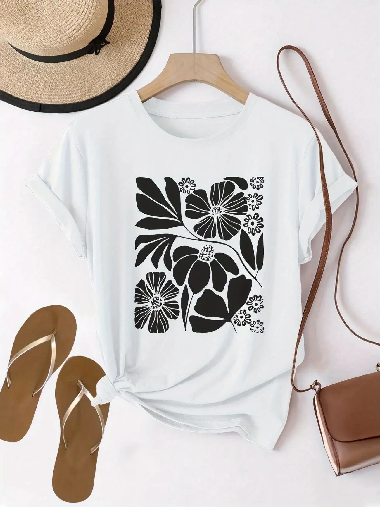 Plus - Size Artistic Floral Graphic Tee, White Short - Sleeve with Black Flowers Print
Plus - Size Artistic Floral Graphic Tee, White Short - Sleeve with Black Flowers Print