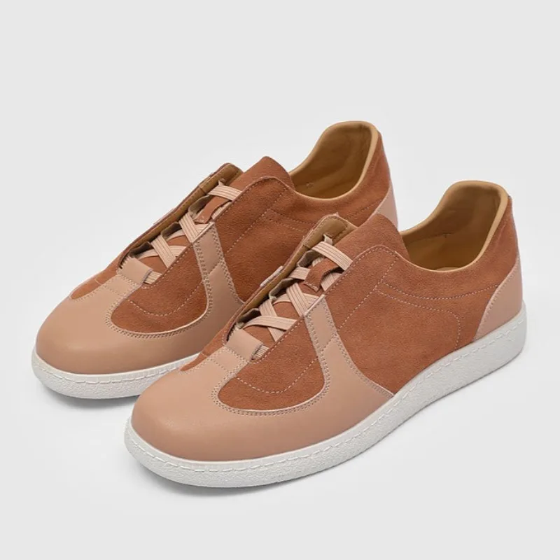 British Style Men Casual Shoes Trendy Comfortable Hiking Sneakers Luxury Classic Training Shoes Breathable Leather Board Shoes
British Style Men Casual Shoes Trendy Comfortable Hiking Sneakers Luxury Classic Training Shoes Breathable Leather Board Shoes