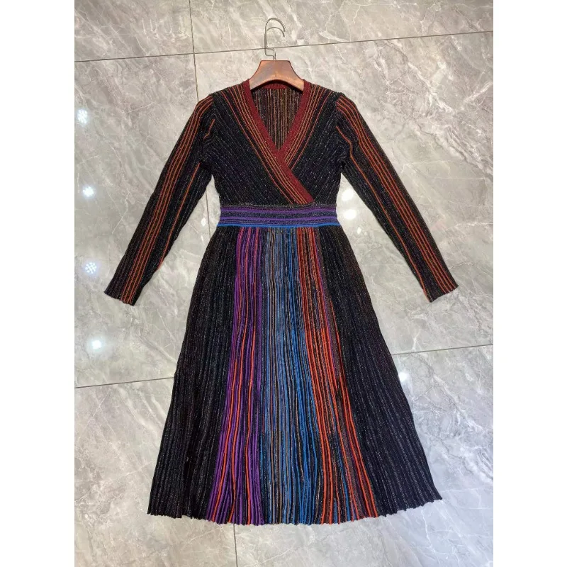High Quality Women's V-neck Dress with Metal Stripe Luxury High-end Women's Evening Dress with Tight Sexy Side Slit Long Dress
High Quality Women's V-neck Dress with Metal Stripe Luxury High-end Women's Evening Dress with Tight Sexy Side Slit Long Dress